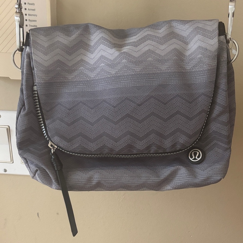 lululemon athletica Chevron Patterned Crossbody Bag